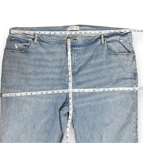 Abercrombie & Fitch Ultra High Rise 90s Straight Jean Size 37 Regular - Picture 7 of 8